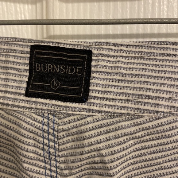 Burnside Men’s Board Shorts size 28 regular, EUC, gently worn - Picture 3 of 6